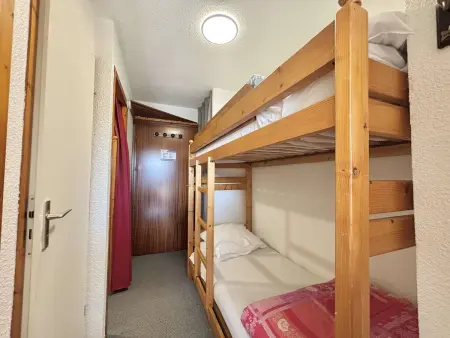 Studio cabine 6 pers. au pied du téléski - Parking : photo 10