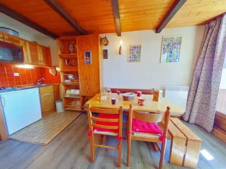 Studio alcôve Les Saisies, balcon, 4 personnes : photo 4
