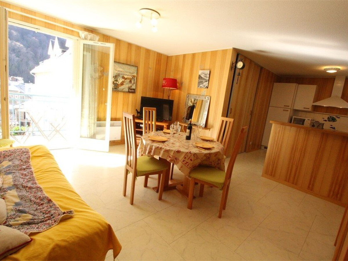 Appart. 7 pers. central Bagnères-de-Luchon, 2 balcons, parking - Photo 7