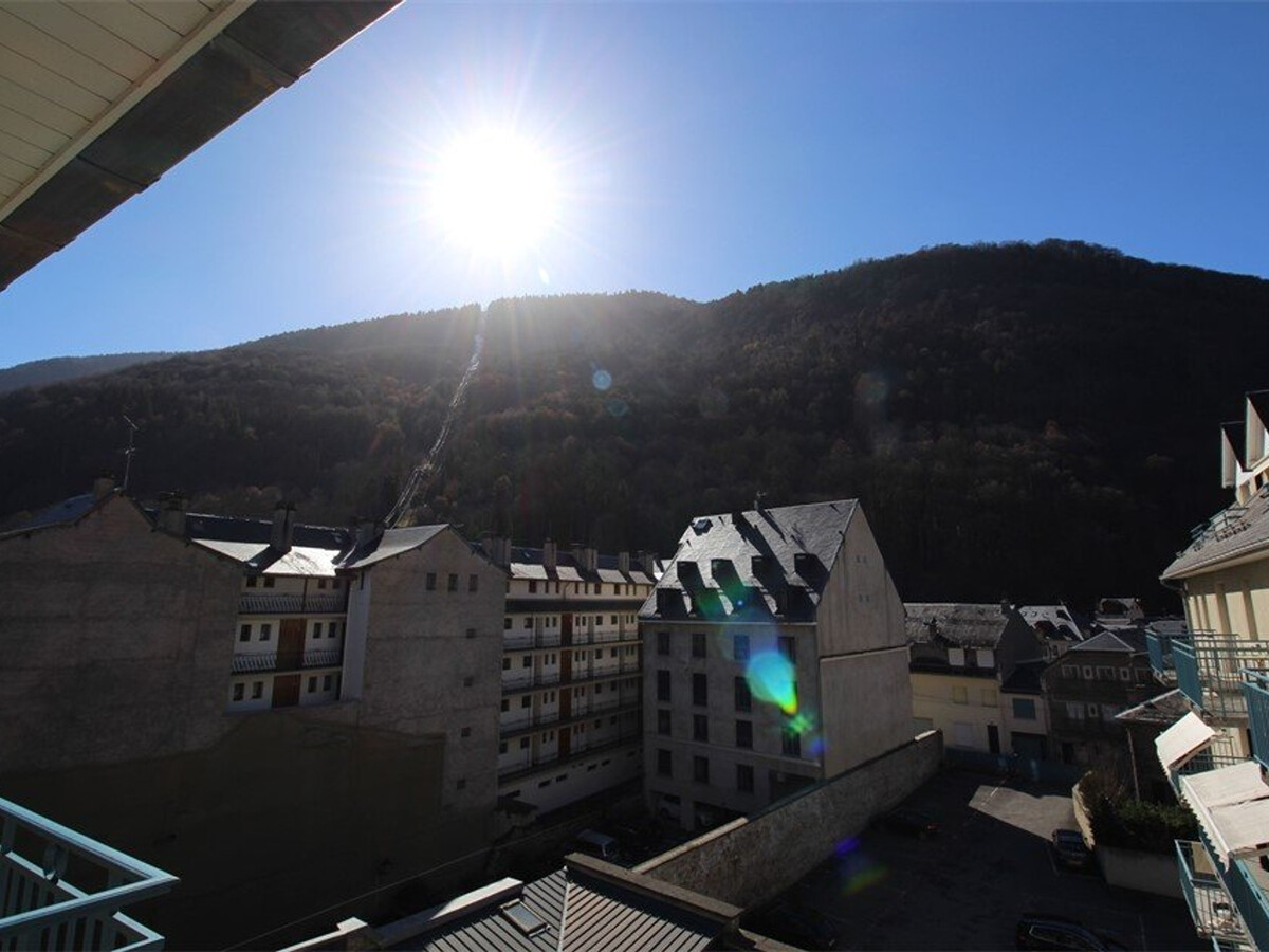 Appart. 7 pers. central Bagnères-de-Luchon, 2 balcons, parking - Photo 12