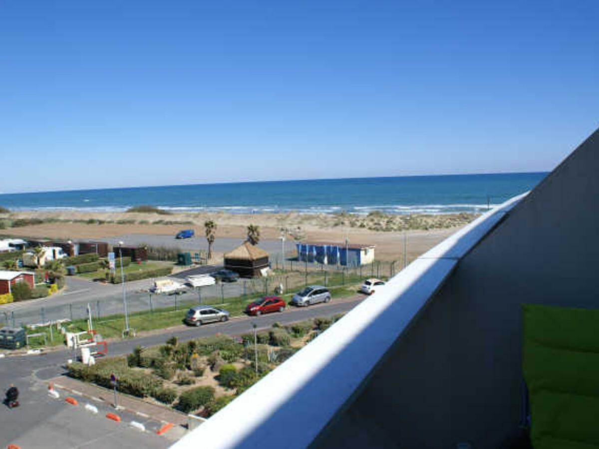 Studio rénové 2 pers. avec terrasse vue mer et parking - Photo 1