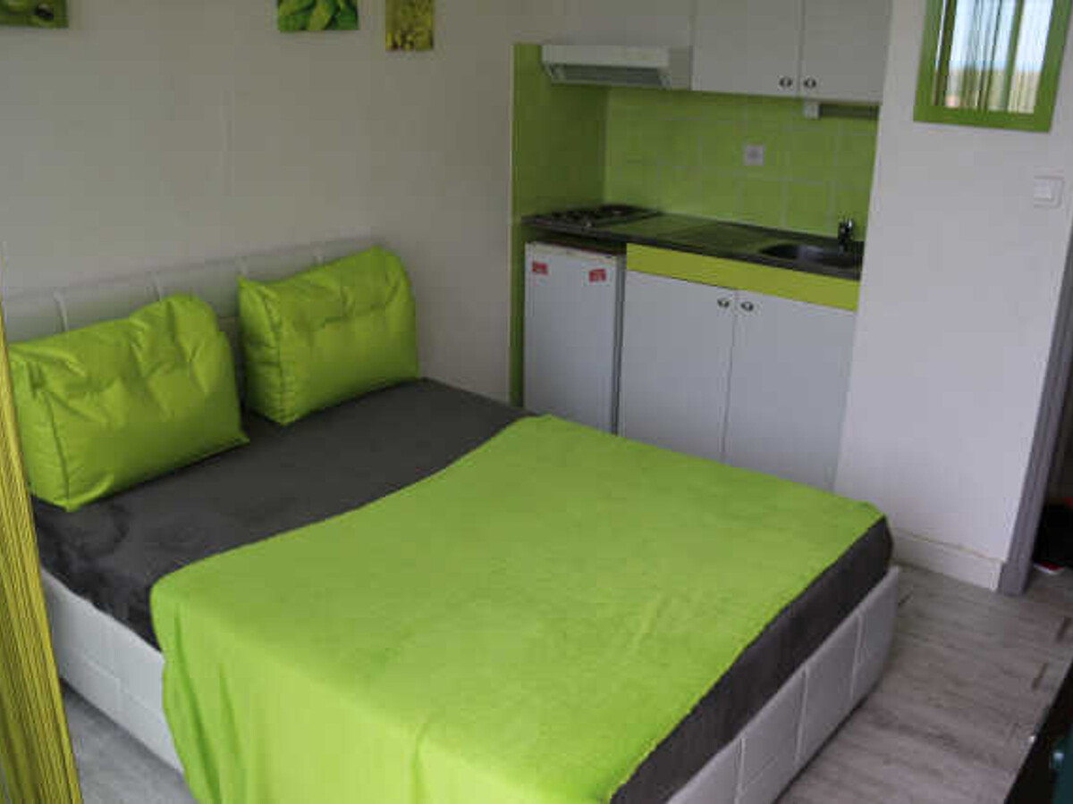 Studio rénové 2 pers. avec terrasse vue mer et parking - Photo 4