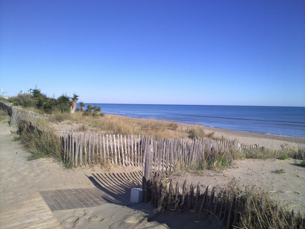 Studio climatisé avec parking privé au Cap d'Agde - Photo 14
