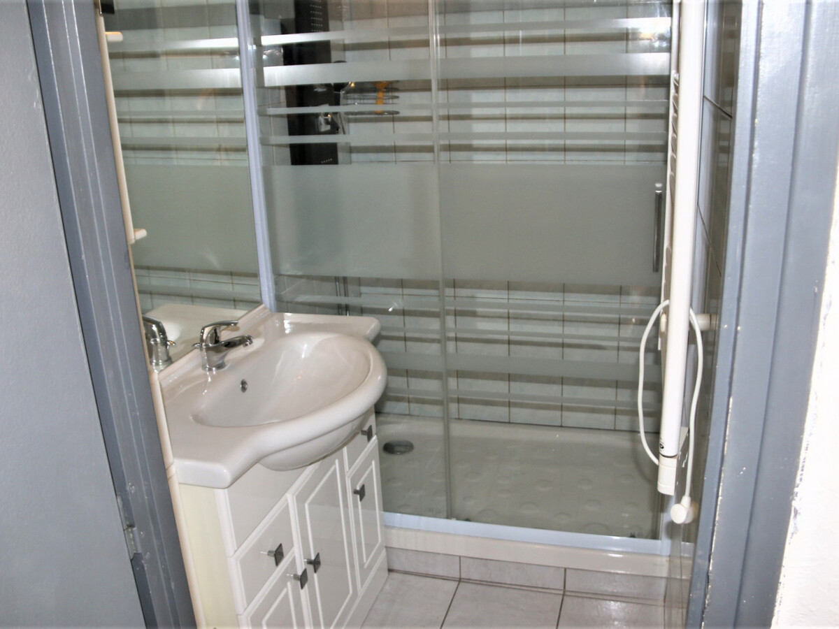 Studio climatisé 2 pers, terrasse sud - Cap d'Agde - Photo 11