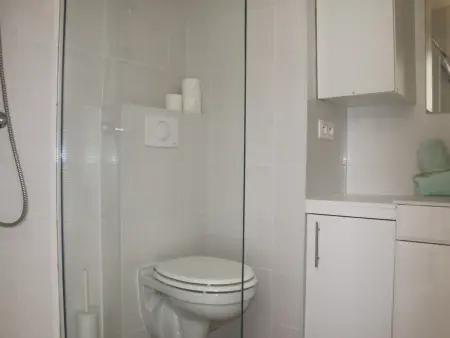 Studio climatisé 2 pers. au Cap d'Agde avec parking et terrasse : photo 7
