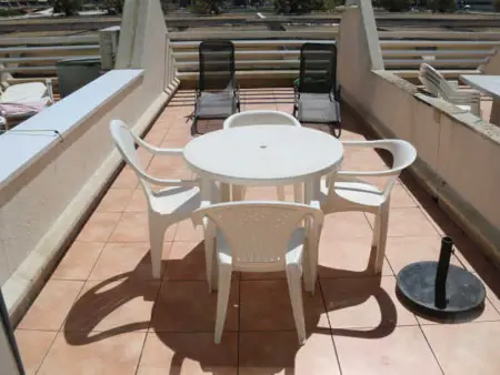 Location appartement à Cap d'Agde naturisme, Studio cosy avec terrasse et parking, situé au village naturiste dAgde