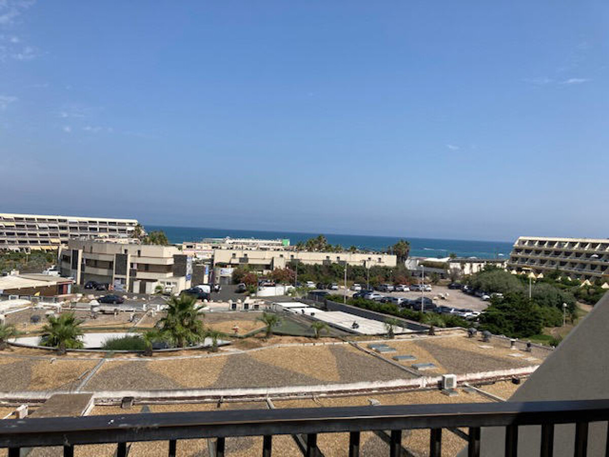 Studio vue mer 2 pers, balcon et parking à Agde - Photo 1