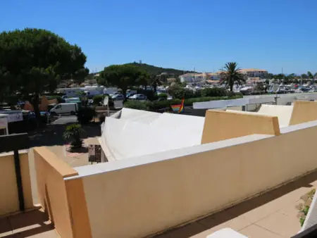Location appartement à Cap d'Agde naturisme, Appartement pour 4 avec terrasse, climatisation et parking au Cap dAgde