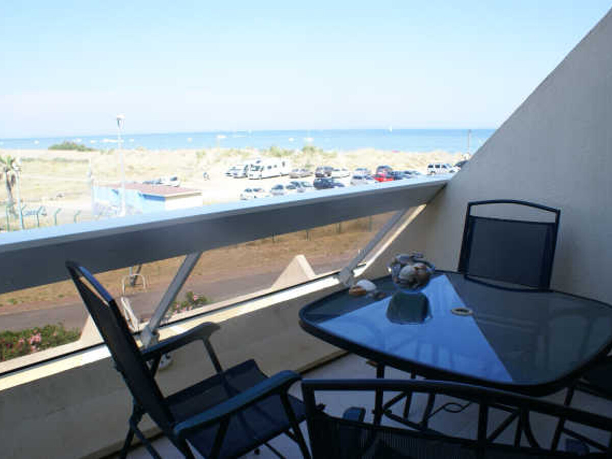 Studio climatisé avec terrasse et parking privé - Photo 2