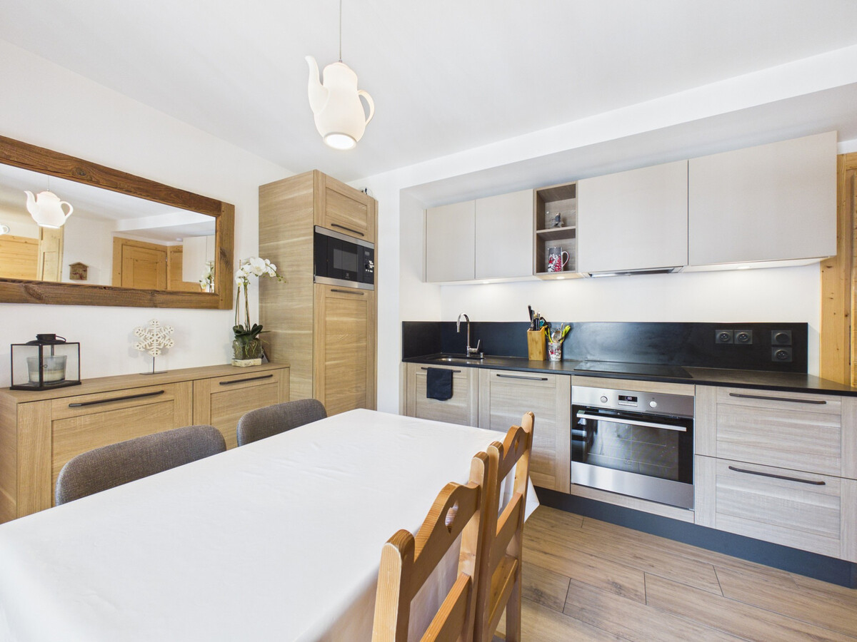 Duplex de standing 4 couchages, centre Les Gets, garage - Photo 4