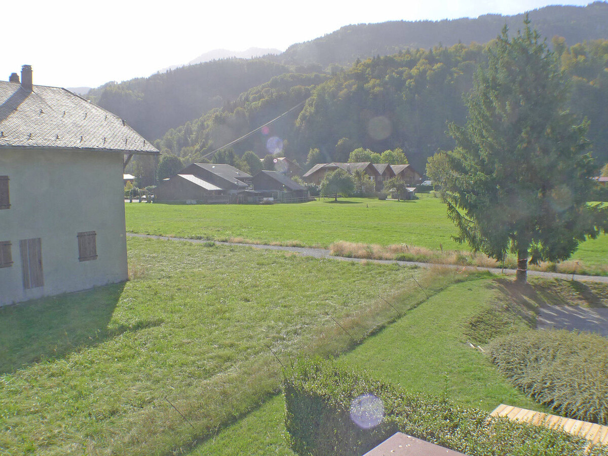 T3 mezzanine 45m² à Samoëns, parking et vue montagne - Photo 4