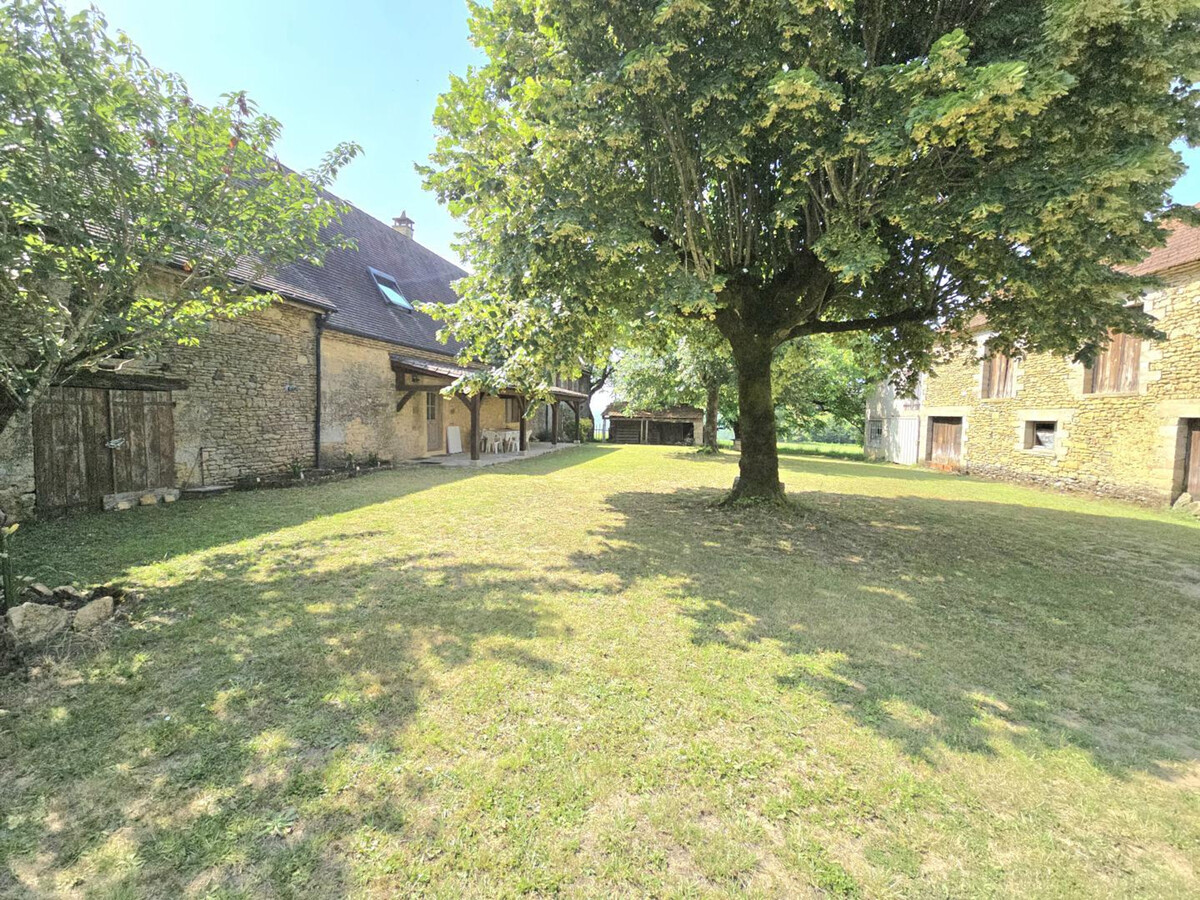 Maison rustique 3 chambres à Tamniès, 15 km de Sarlat - Photo 16