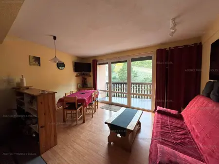 Location appartement à Les Angles, Appart 6 pers aux pieds des pistes avec balcon, wifi, parking