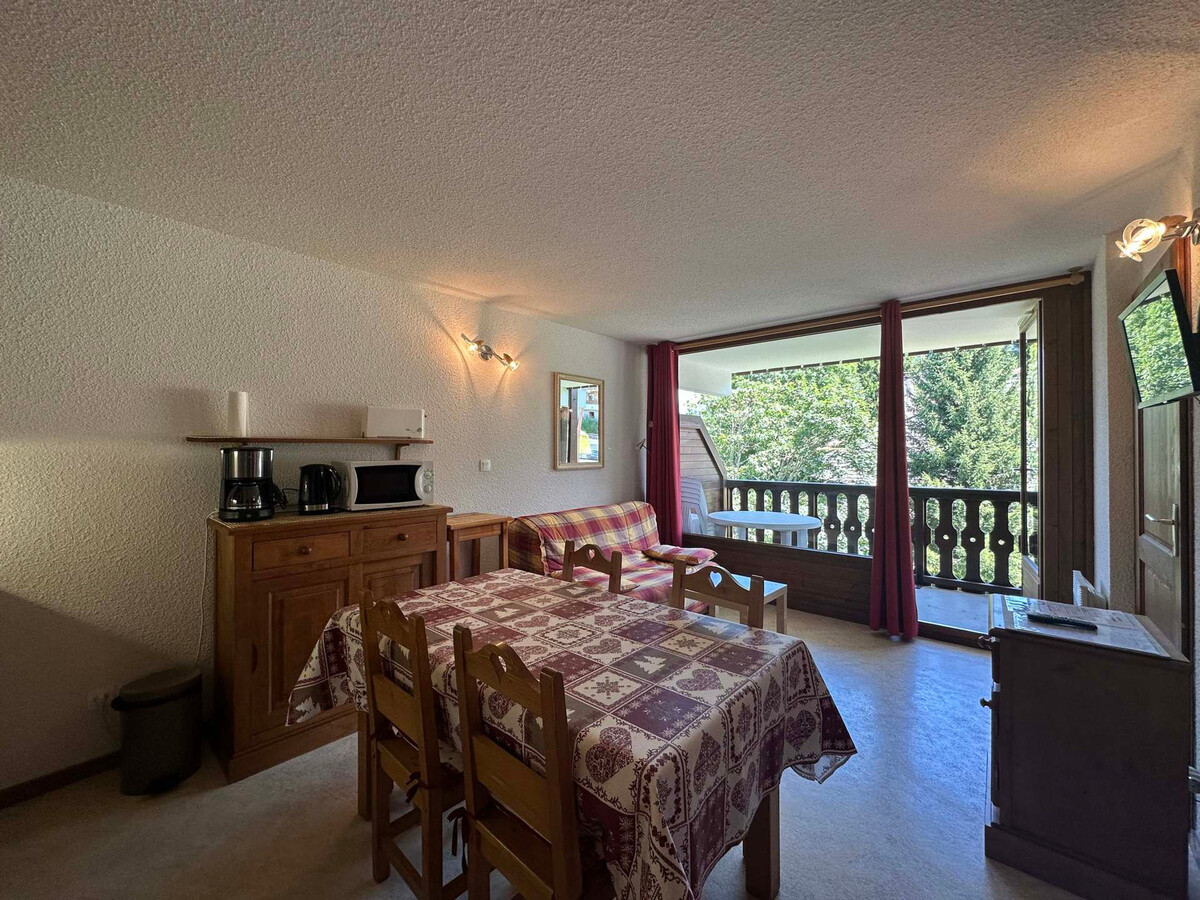 Appartement 6 pers à Morillon, balcon vue montagne - Photo 4