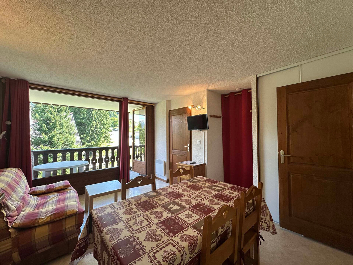 Appartement 6 pers à Morillon, balcon vue montagne - Photo 5