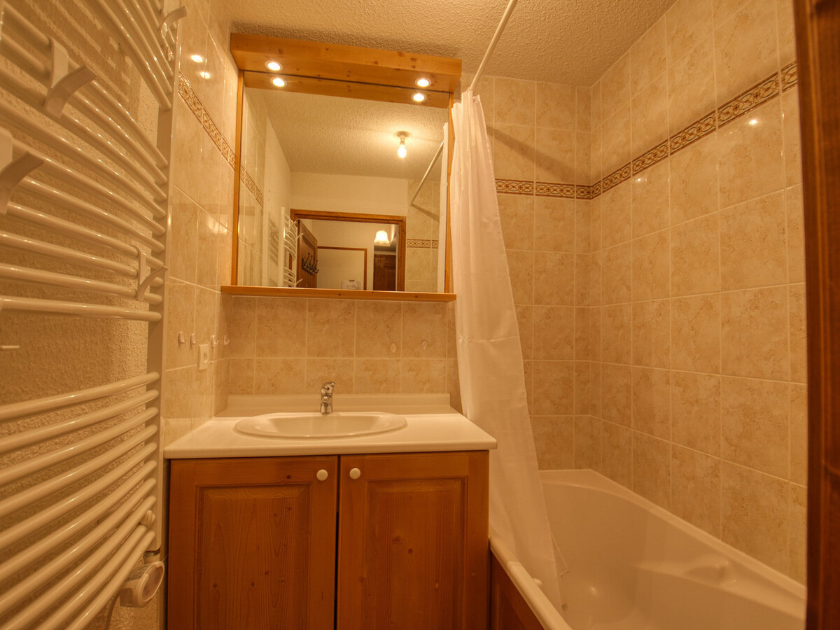 Appartement 6 pers à Morillon, balcon vue montagne - Photo 10