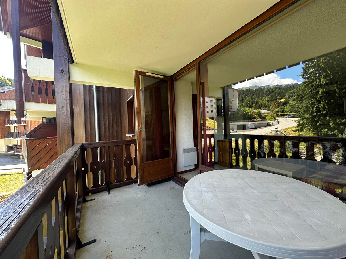 Appartement 6 pers à Morillon, balcon vue montagne - Photo 12