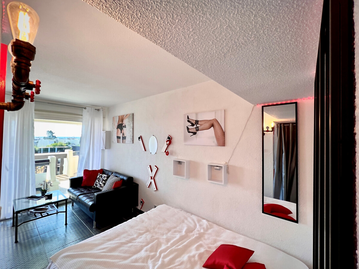 Studio climatisé avec terrasse à Cap d'Agde - Photo 4