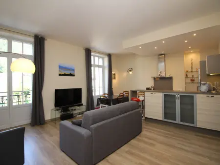 Location appartement à Mont Dore, LE MONT DORE - Appartement T3 spacieux avec balcon et WIFI au centre