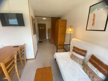 Appartement 6 personnes avec balcon sud au Dévoluy, pistes à 200 m : photo 3
