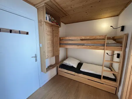 Appartement 6 pers, balcon sud, 150 m du télésiège : photo 8