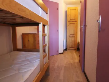 Studio 4 personnes L'Alpe d'Huez, balcon Sud/Ouest, 150 m des pistes : photo 3