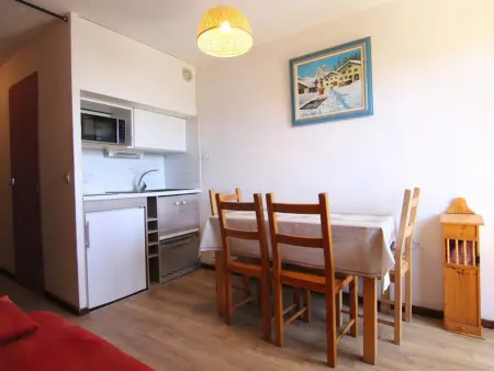 Studio 4 personnes L'Alpe d'Huez, balcon Sud/Ouest, 150 m des pistes : photo 5