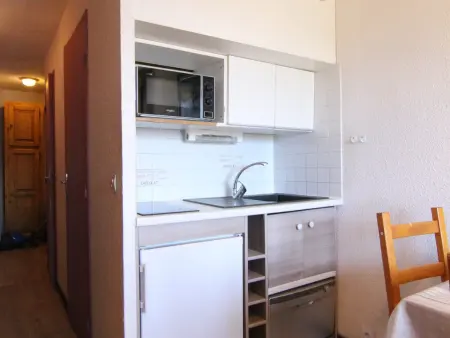 Studio 4 personnes L'Alpe d'Huez, balcon Sud/Ouest, 150 m des pistes : photo 6