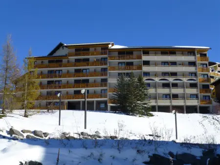 Studio 4 personnes L'Alpe d'Huez, balcon Sud/Ouest, 150 m des pistes : photo 9