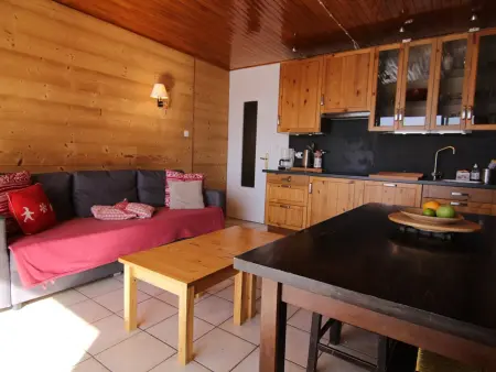 Location appartement à Huez, Studio cosy 4 pers avec balcon, face aux pistes et proche commerces – LAlpe dHuez