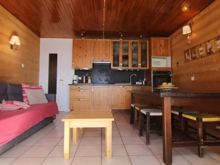 Studio 4 pers avec balcon face aux pistes – L'Alpe d'Huez : photo 3