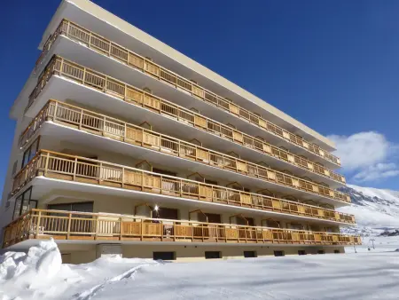 Appartement 3 pièces face aux pistes, balcon sud à Huez : photo 9