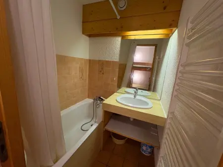 Studio cabine 5 couchages, balcon sud, Les Saisies - Photo 2