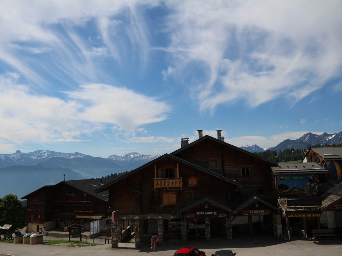 Studio cabine 4 pers aux Saisies, vue pistes sud - Photo 7