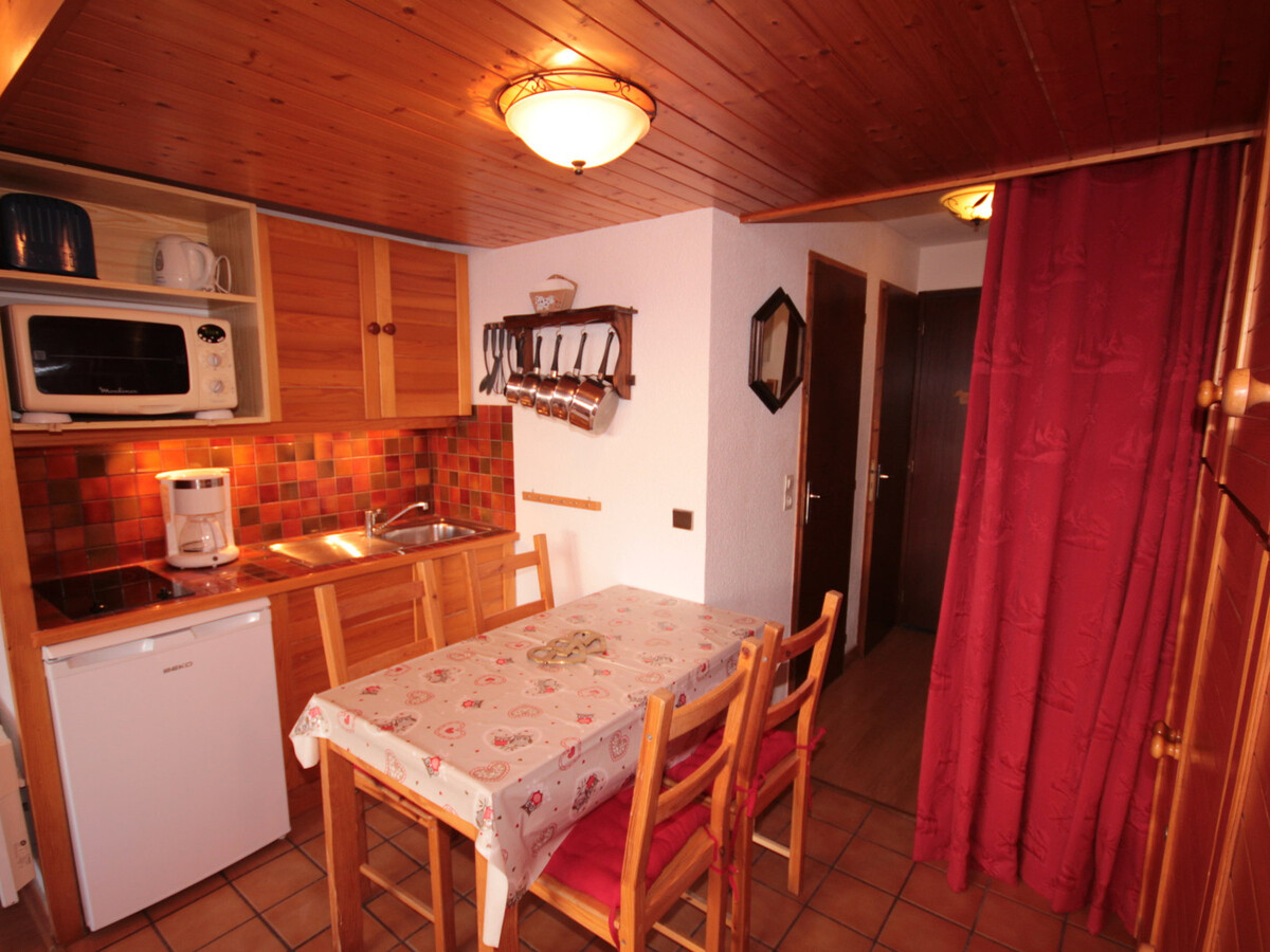 Studio cabine 4 pers aux Saisies, vue pistes sud - Photo 10