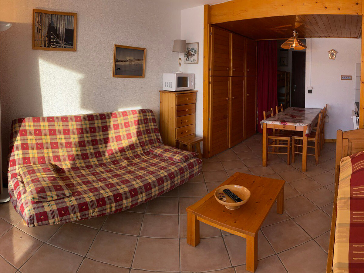 Studio cabine 5 pers. balcon sud, vue pistes aux Saisies - Photo 5