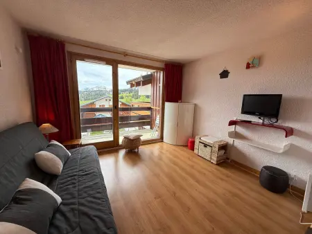 Studio-cabine 4 pers. aux Saisies, balcon sud vue pistes