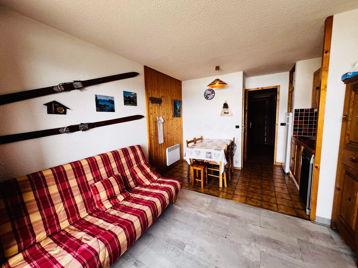Studio cabine 24 m² plein sud aux Saisies, balcon avec vue - Photo 1