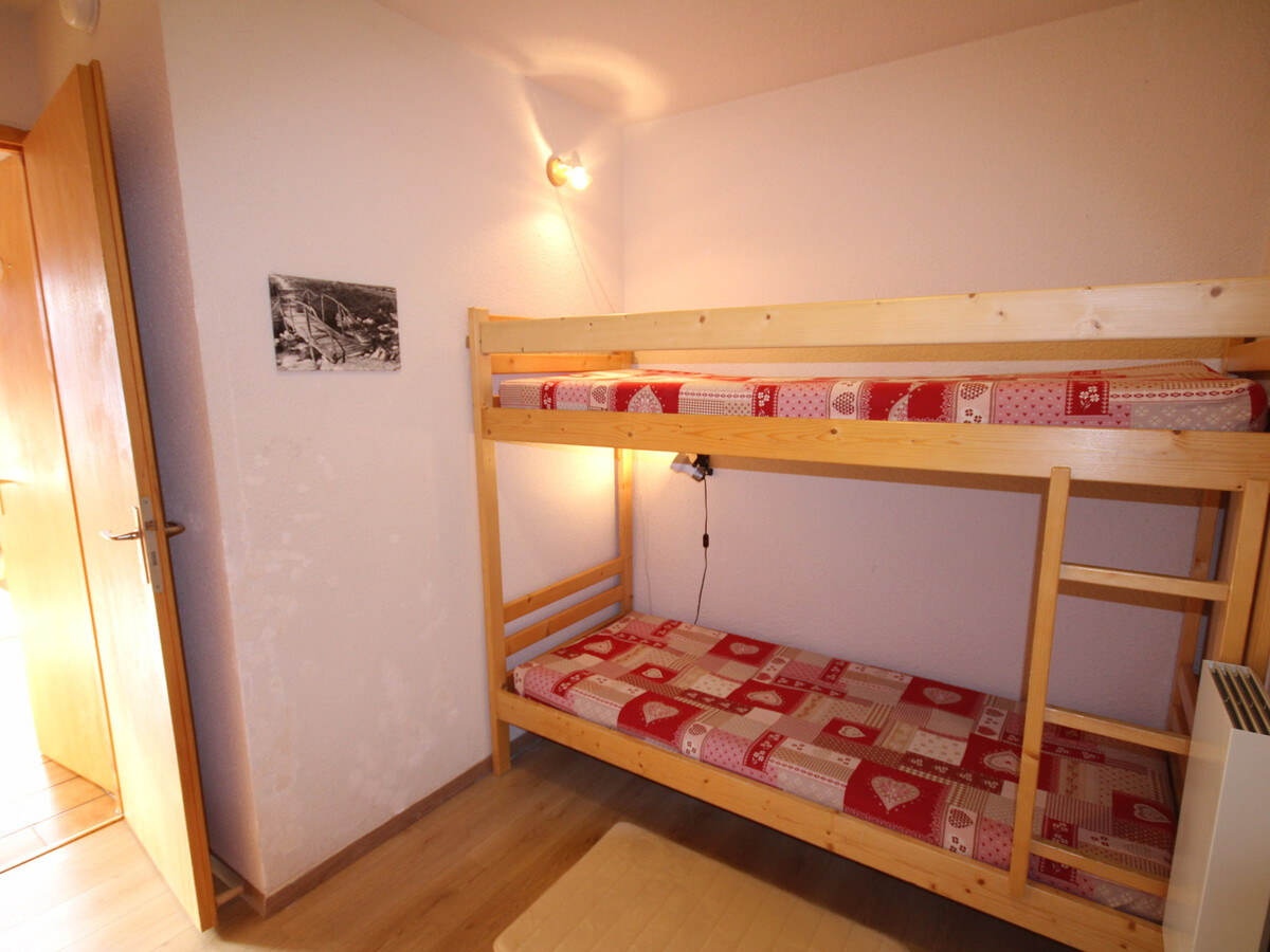 Studio cabine 24 m² plein sud aux Saisies, balcon avec vue - Photo 3