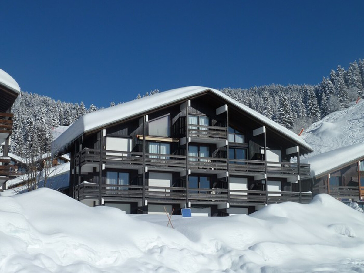 Studio cabine 24 m² plein sud aux Saisies, balcon avec vue - Photo 12