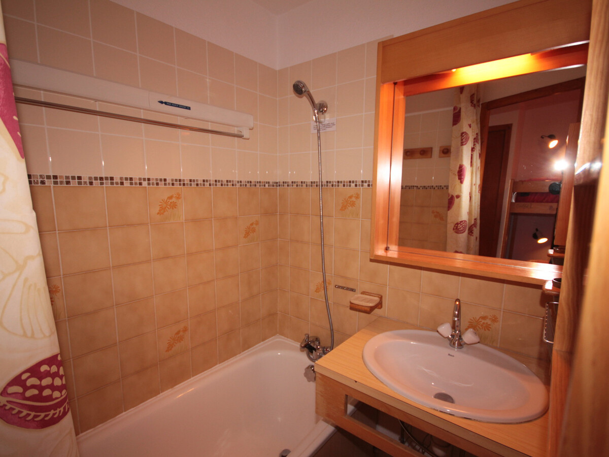 Studio cabine 4 pers aux Saisies, balcon sud vue pistes - Photo 3