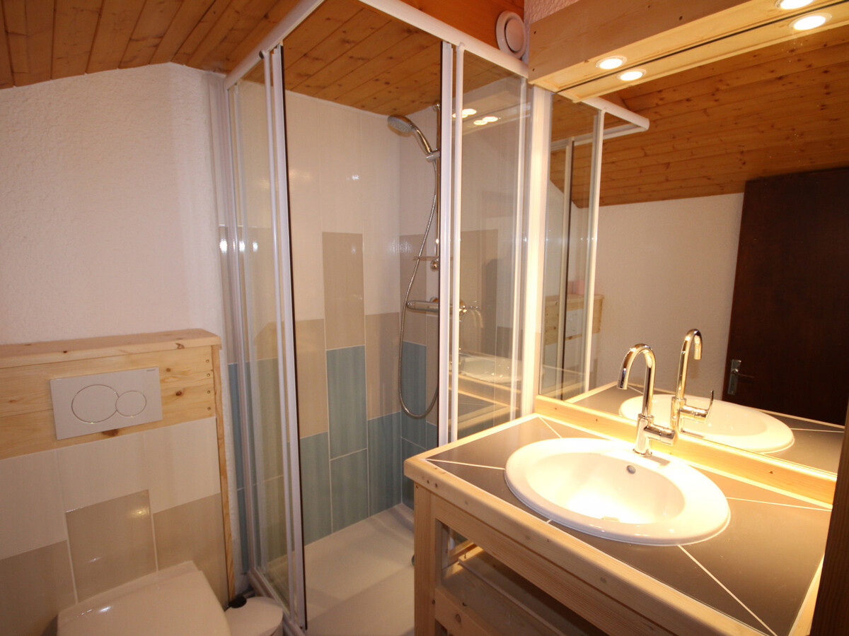 Studio rénové 15,7 m² avec parking, animaux admis - Photo 3