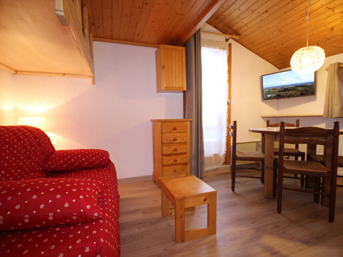 Studio rénové 15,7 m² avec parking, animaux admis - Photo 5