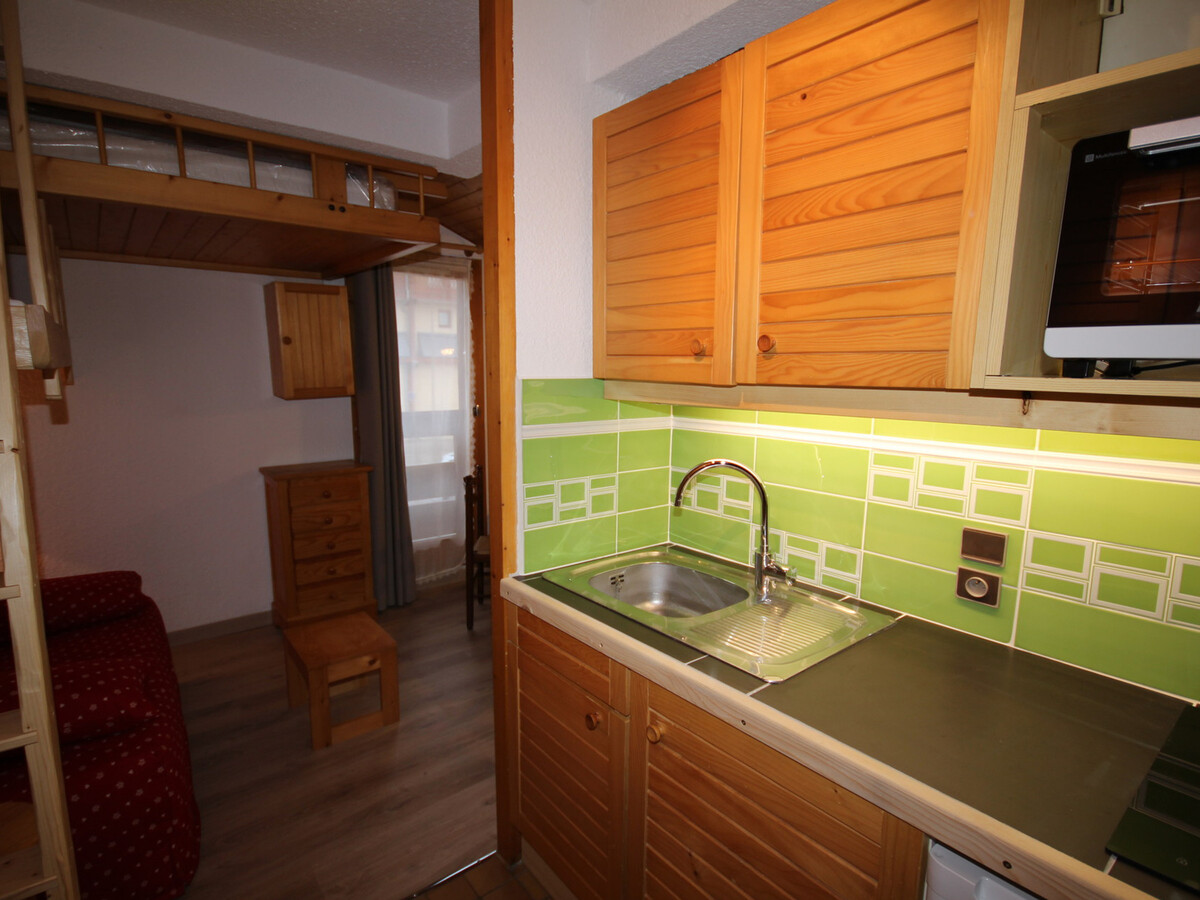 Studio rénové 15,7 m² avec parking, animaux admis - Photo 11