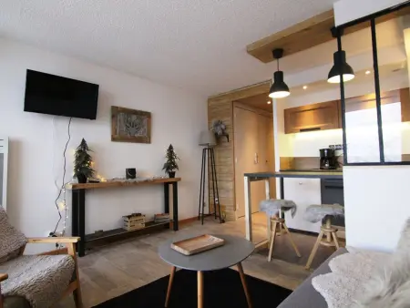 Studio 4 pers Alpe d'Huez, balcon sud, 200m des pistes : photo 3