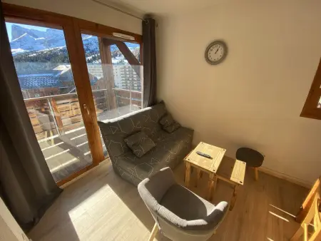 Appartement cosy 4 pers. au Dévoluy, balcon sud et vue Pic de Bure : photo 2