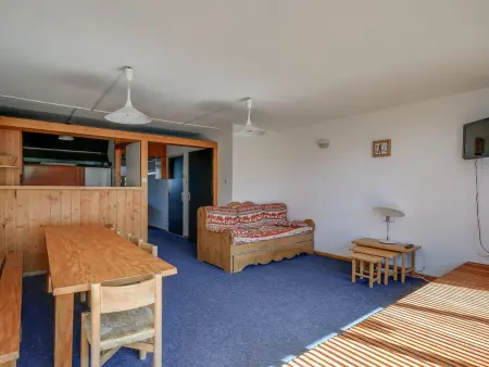 Appartement 3 pièces 60 m² Arc 1600, balcon sud, 50 m des pistes : photo 2