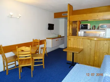 Studio skis aux pieds, balcon Sud-Ouest, 5 pers aux Arcs : photo 2