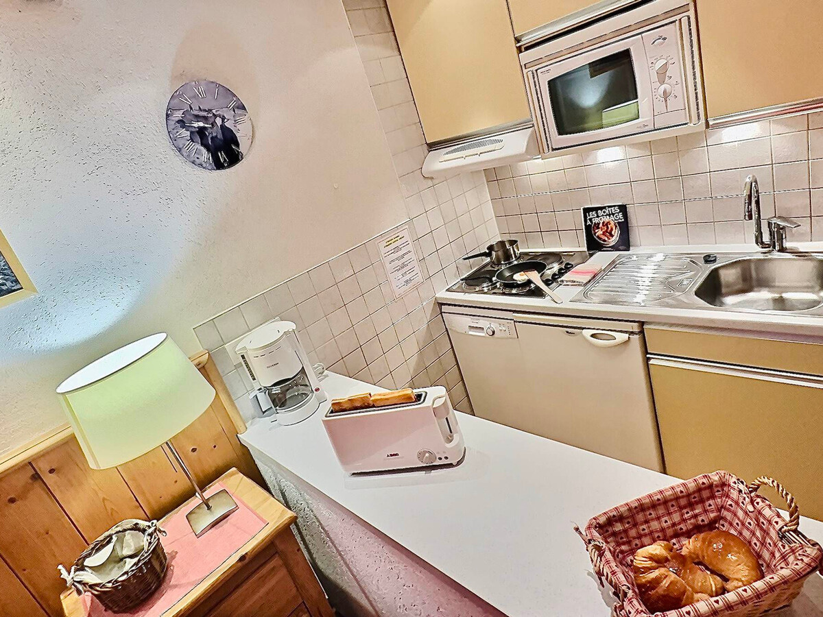 Studio 30m² Tignes, balcon sud, pied des pistes - Photo 5