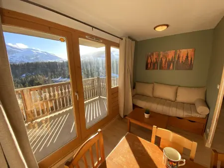 Superdévoluy : 2 pièces avec balcon Sud-Est, pistes à 100 m : photo 3